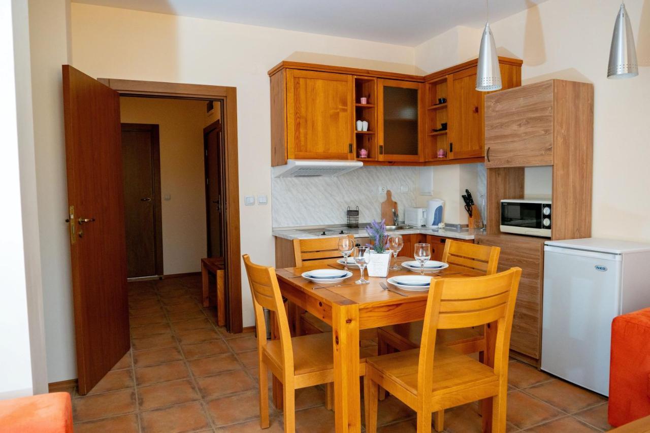 Two Bedroom Apartments In Murphys Lodge Banszko Kültér fotó