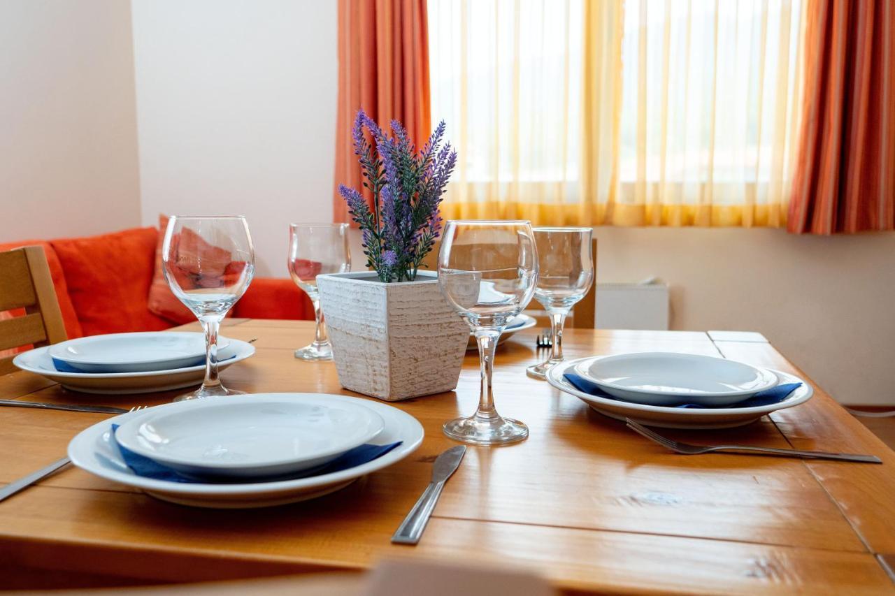 Two Bedroom Apartments In Murphys Lodge Banszko Kültér fotó