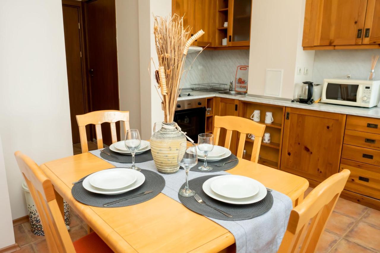 Two Bedroom Apartments In Murphys Lodge Banszko Kültér fotó